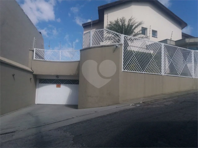 Casa à venda com 3 quartos no condomínio Mira Estrela, São Paulo - SP