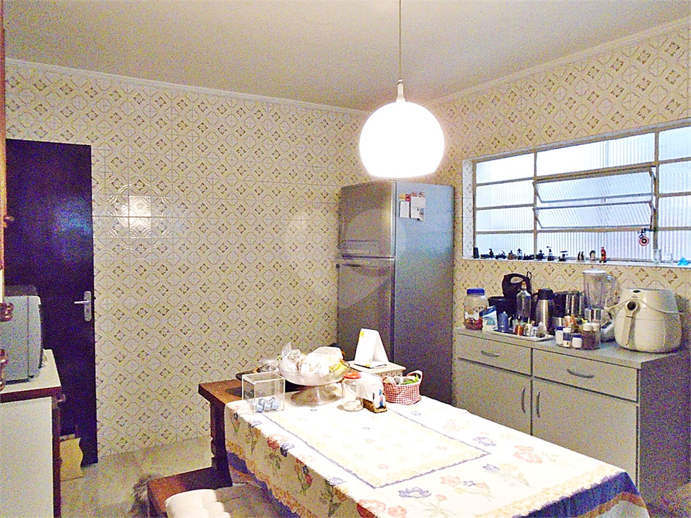 Casa à venda com 3 quartos, sendo 1 suíte, no condomínio Praça Doutor José Augusto César,8, São Paulo - SP