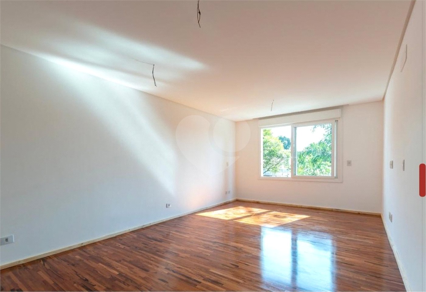 Casa à venda com 4 suítes no condomínio Porto Fino, São Paulo - SP