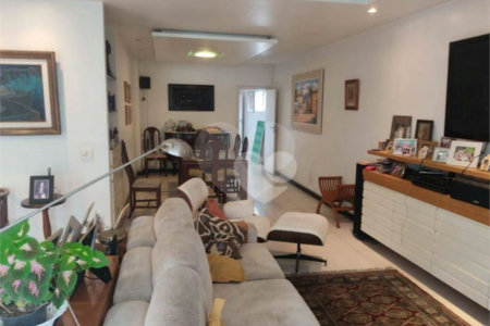 Apartamento à venda com 4 quartos, sendo 2 suítes, em Cosme Velho, Rio de Janeiro, RJ