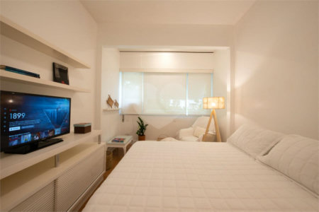 Apartamento à venda com 3 quartos, sendo 1 suíte, em Leme, Rio de Janeiro, RJ