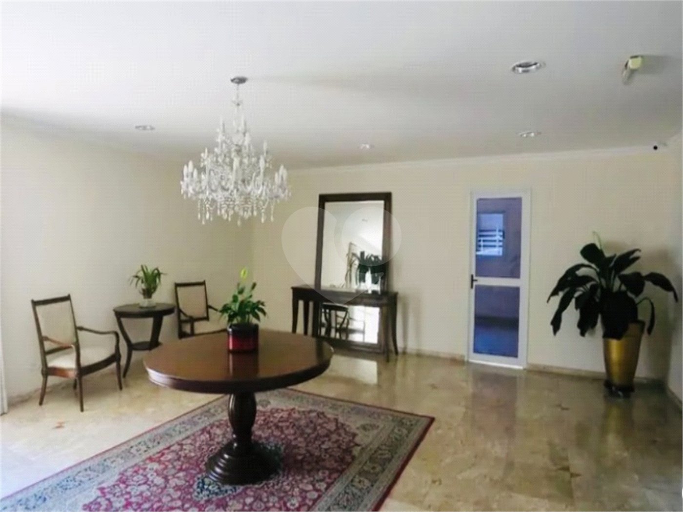 Apartamento à venda com 4 quartos, sendo 2 suítes,  em Vila Andrade, São Paulo, SP