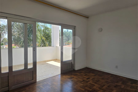 Casa à venda com 4 quartos, sendo 3 suítes, em Jardim Prudência, São Paulo, SP