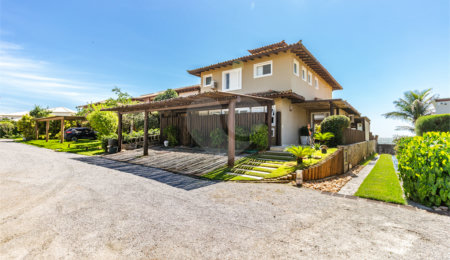 Casa em condomínio à venda com 6 quartos, sendo 5 suítes,  em Praia Rasa, Armação dos Búzios, RJ