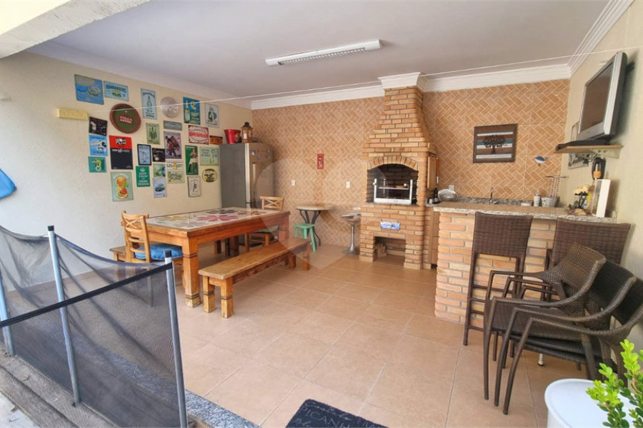 Casa à venda com 3 suítes no condomínio Residencial Cantareira, São Paulo - SP