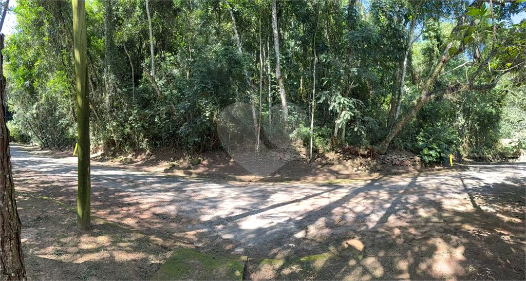 Terreno à venda no condomínio Alpes da Cantareira, Mairiporã - SP