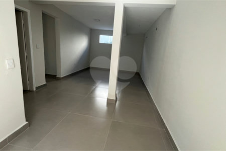 Sobrado à venda com 4 quartos, sendo 3 suítes, em Jardim Paulista, Atibaia, SP