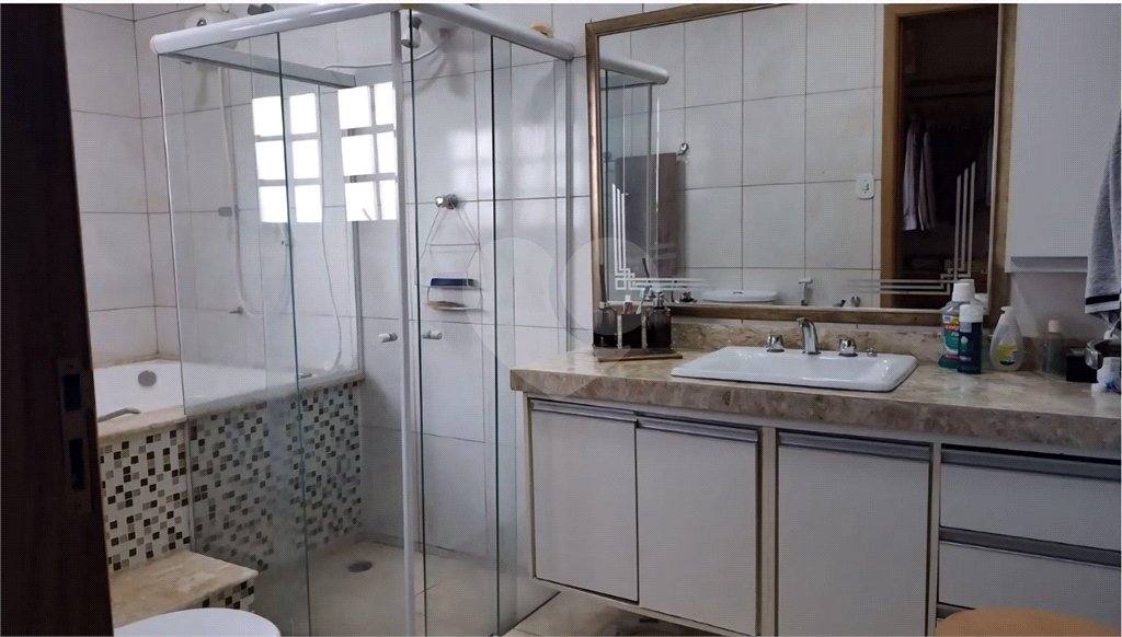 Casa à venda com 5 quartos, sendo 1 suíte, em Chácara Belenzinho, São Paulo, SP