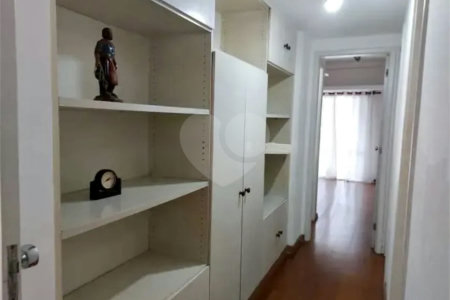 Apartamento à venda com 3 quartos, sendo 2 suítes, em Maracanã, Rio de Janeiro, RJ