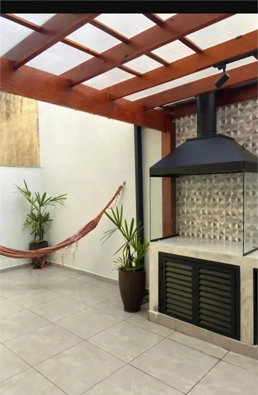 Casa à venda com 3 quartos, sendo 1 suíte, no condomínio Villas de São Francisco I, São Paulo - SP