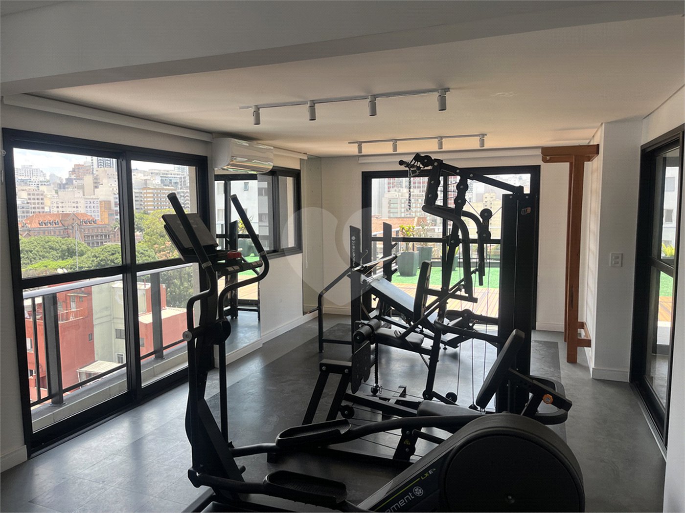 Studio à venda ou para alugar com 1 suíte em Vila Buarque, São Paulo, SP