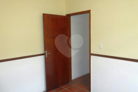 Sobrado à venda com 3 quartos, sendo 1 suíte,  em Cidade Monções, São Paulo, SP