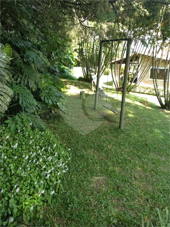 Casa à venda com 5 quartos, sendo 3 suítes, em Serra da Cantareira, Mairiporã, SP