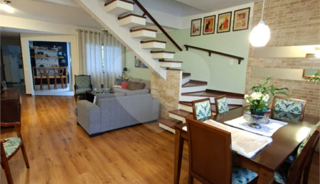 Casa à venda com 3 quartos no Centro, Mogi das Cruzes, SP