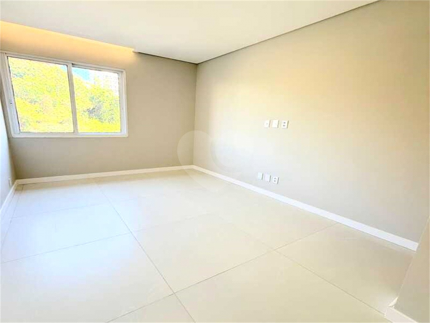 Apartamento à venda com 3 quartos, sendo 1 suíte, em Laranjeiras, Rio de Janeiro, RJ