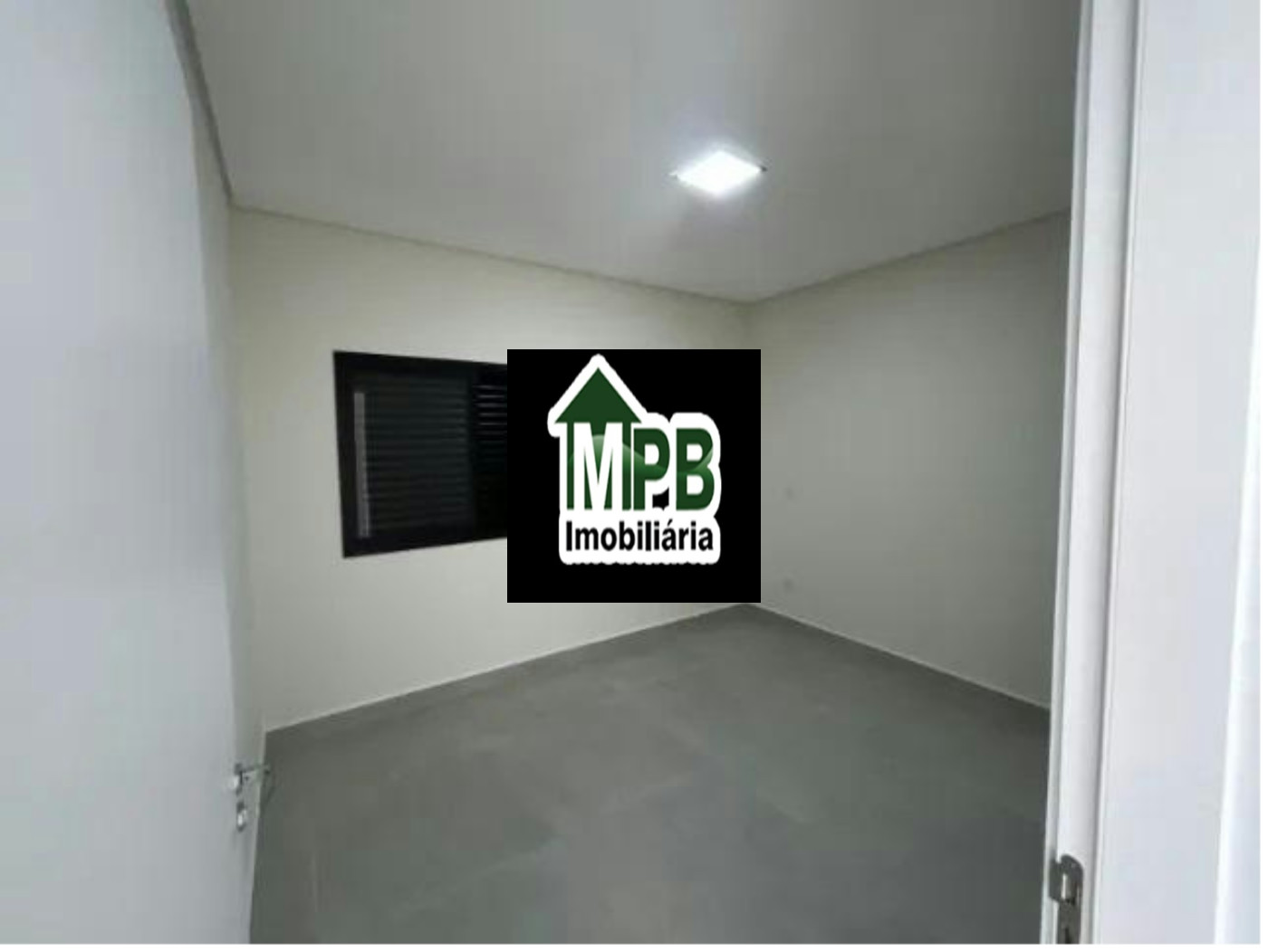 Casa à venda com 3 quartos, sendo 2 suítes, no condomínio Residencial Jardim Sorocaba, Sorocaba - SP
