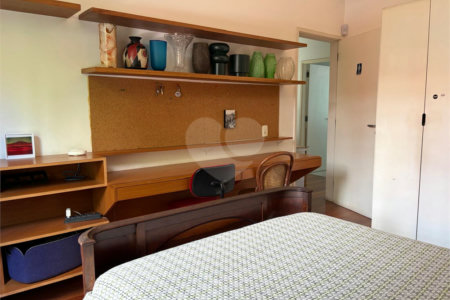 Casa de Vila para alugar com 4 quartos, sendo 1 suíte, em Itaim Bibi, São Paulo, SP