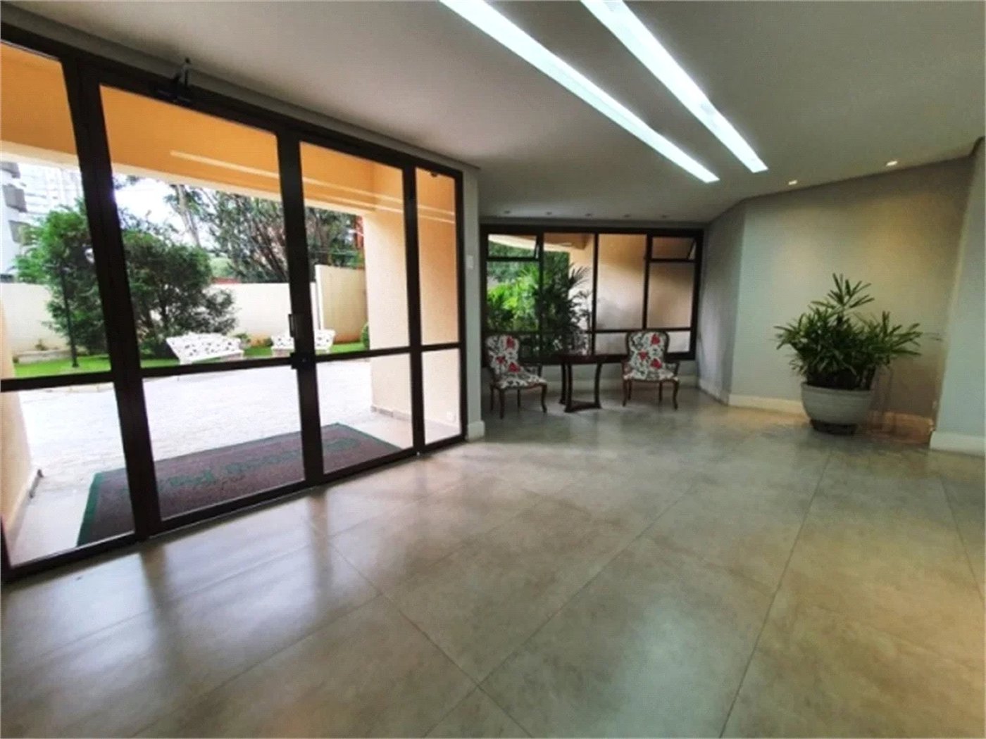 Apartamento à venda com 3 quartos, sendo 1 suíte, em Vila Suzana, São Paulo, SP