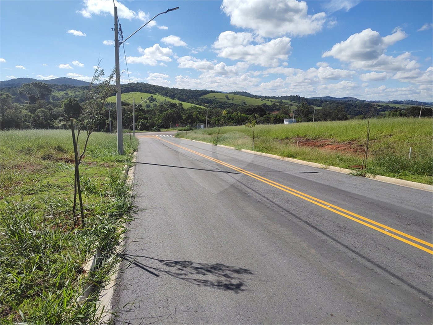 Terreno à venda no condomínio Elementum, Atibaia - SP
