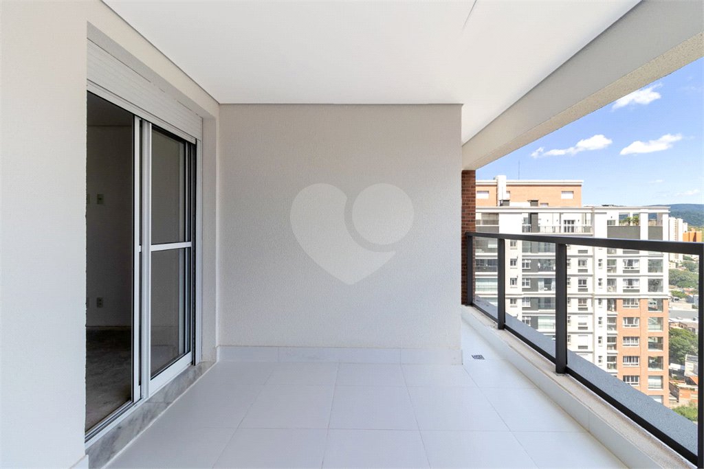 Triplex à venda com 4 suítes em Anhangabaú, Jundiaí, SP