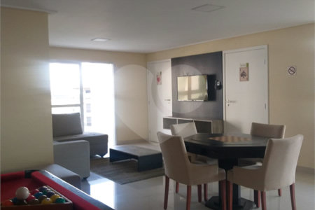 Apartamento à venda com 2 suítes em Guilhermina, Praia Grande, SP