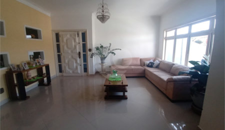 Sobrado à venda com 3 quartos, sendo 1 suíte,  em Jardim França, São Paulo, SP