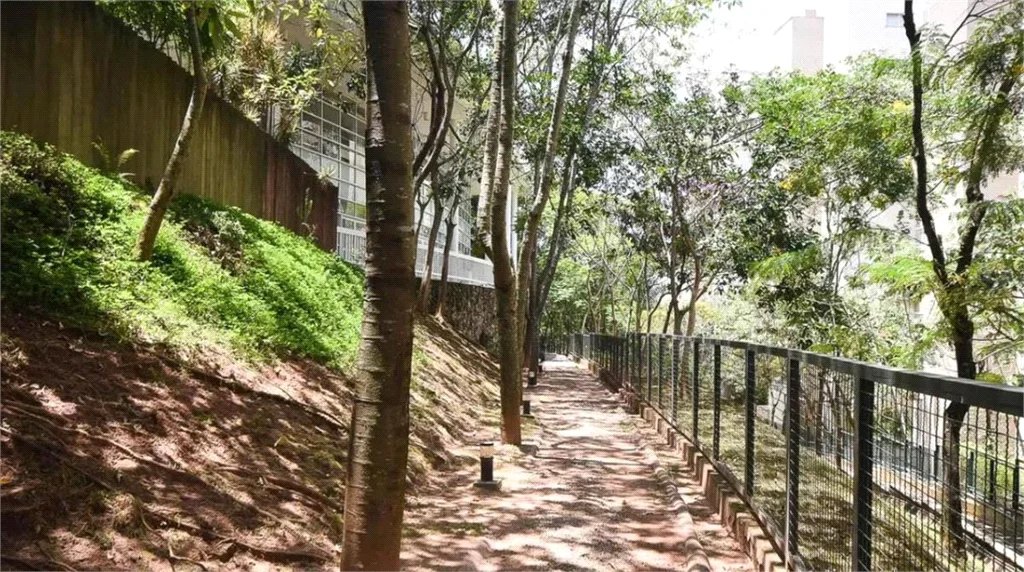 Cobertura à venda com 3 quartos, sendo 2 suítes, em Paraíso do Morumbi, São Paulo, SP