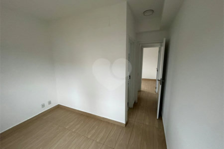Apartamento à venda com 2 quartos, sendo 1 suíte,  em Vila Aparecida, Itapetininga, SP