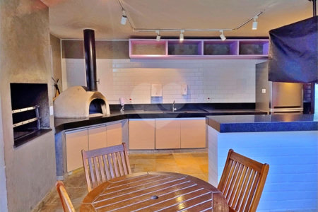 Apartamento à venda com 3 quartos, sendo 2 suítes, em Vila Andrade, São Paulo, SP