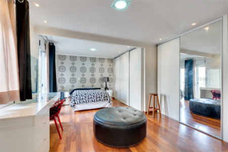 Casa à venda com 3 suítes no condomínio Vila Versalhes, São Paulo - SP