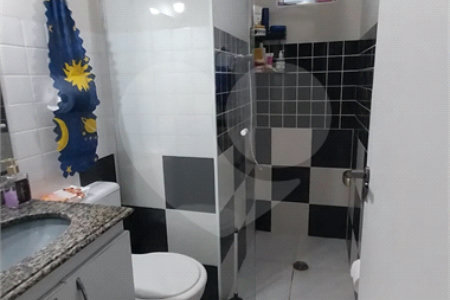 Sobrado à venda com 3 quartos em Vila Analia, São Paulo, SP