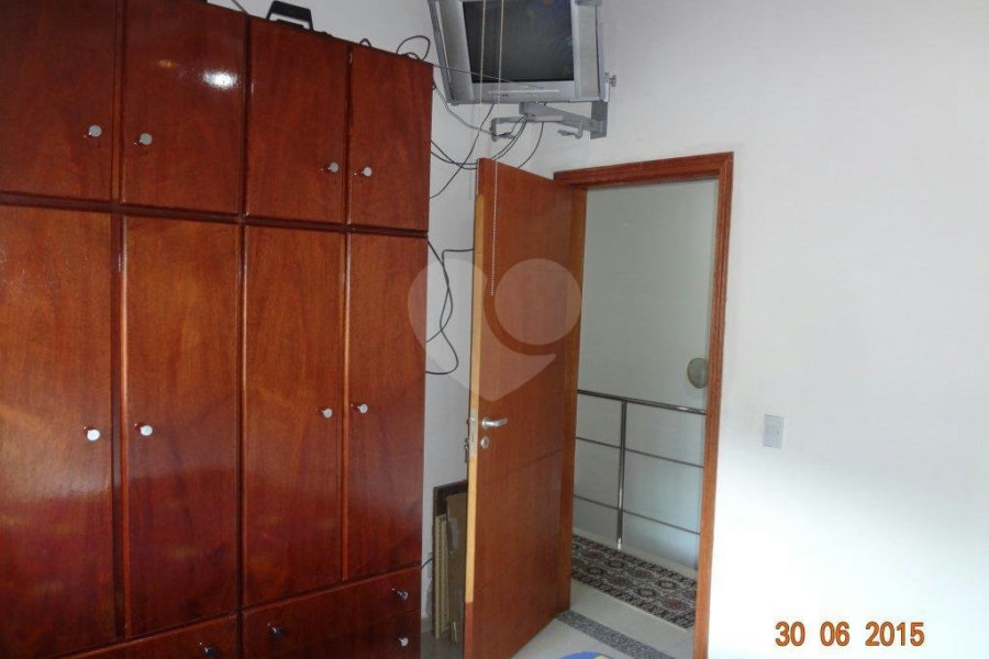 Casa Térrea à venda com 3 quartos, sendo 1 suíte, em Vila Irmãos Arnoni, São Paulo, SP