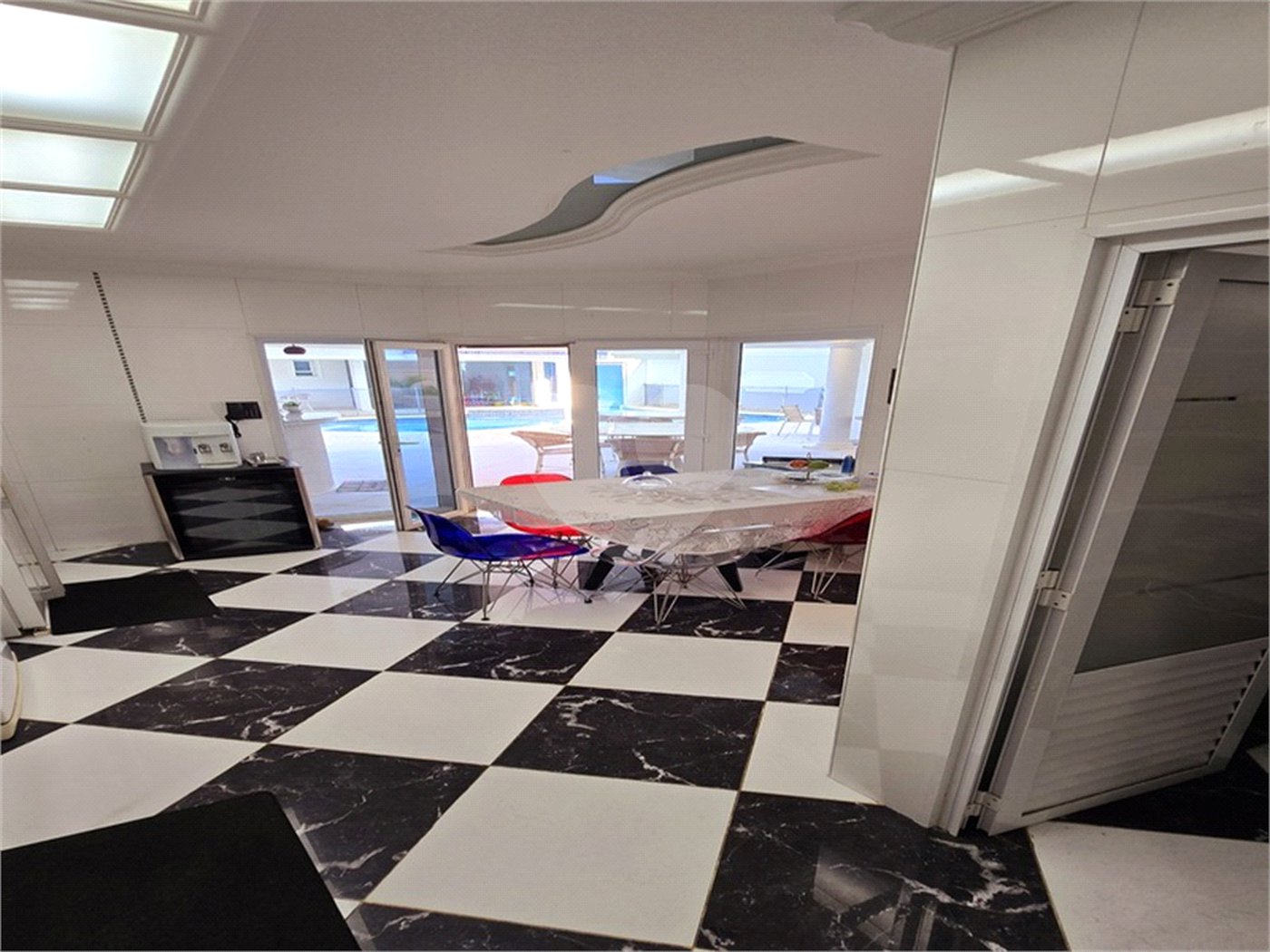 Casa à venda com 4 suítes no condomínio Jardim Residêncial da Villa Suiça, Indaiatuba - SP