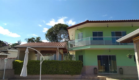 Chácara à venda com 3 quartos, sendo 2 suítes,  em Chácaras Fernão Dias, Atibaia, SP