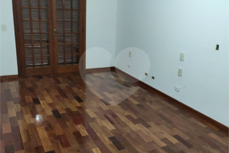 Casa à venda com 3 suítes em Parque Jabaquara, São Paulo, SP