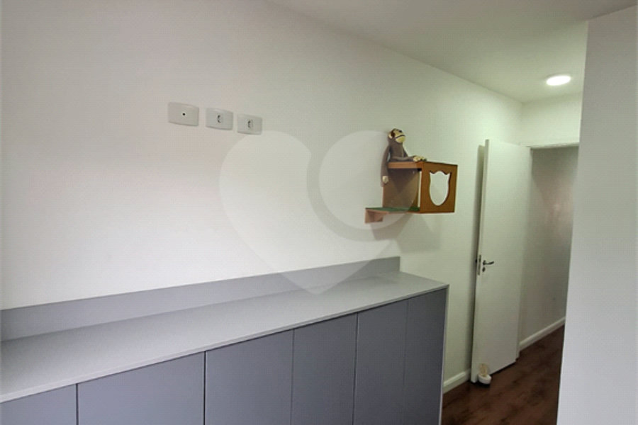 Casa à venda com 3 quartos, sendo 1 suíte, no condomínio Res San Raphael, São Paulo - SP