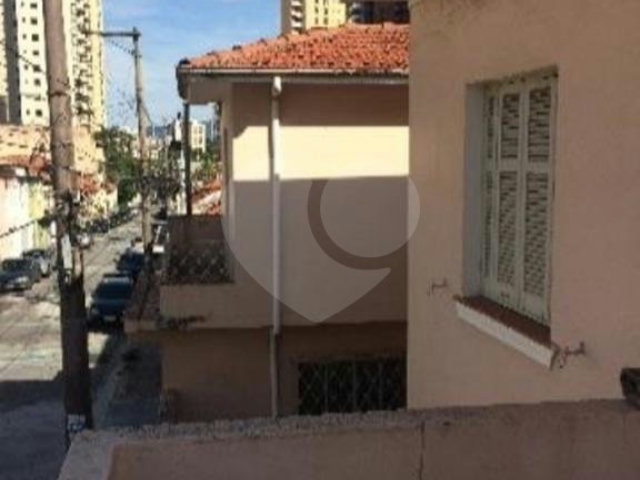 Sobrado à venda com 4 quartos, sendo 3 suítes,  em Santana, São Paulo, SP