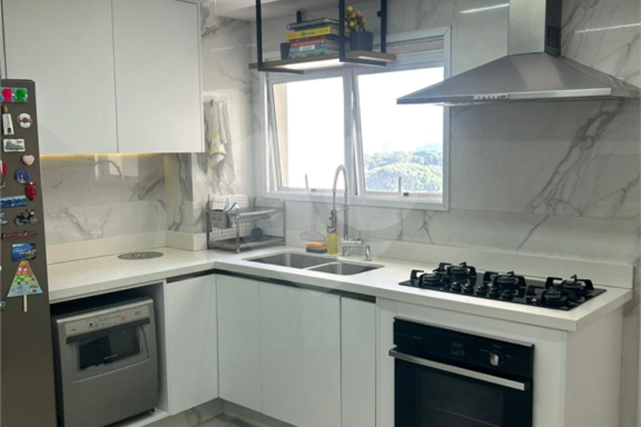 Apartamento à venda com 3 suítes em Barra Funda, São Paulo, SP