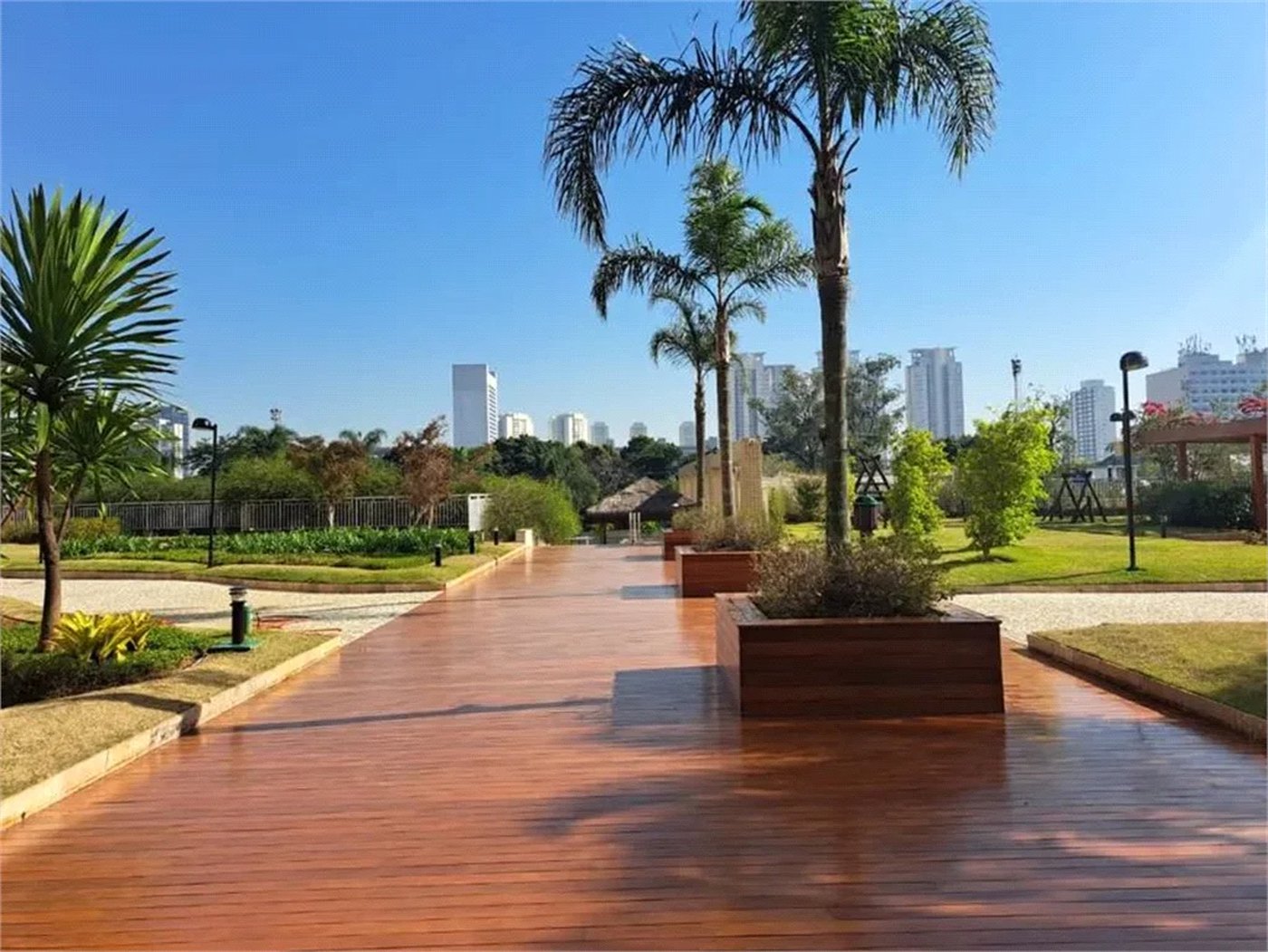 Apartamento à venda com 4 quartos, sendo 3 suítes,  em Vila Leopoldina, São Paulo, SP