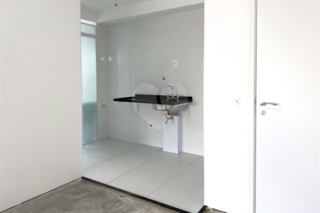 Apartamento à venda com 2 suítes em Santo Amaro, São Paulo, SP