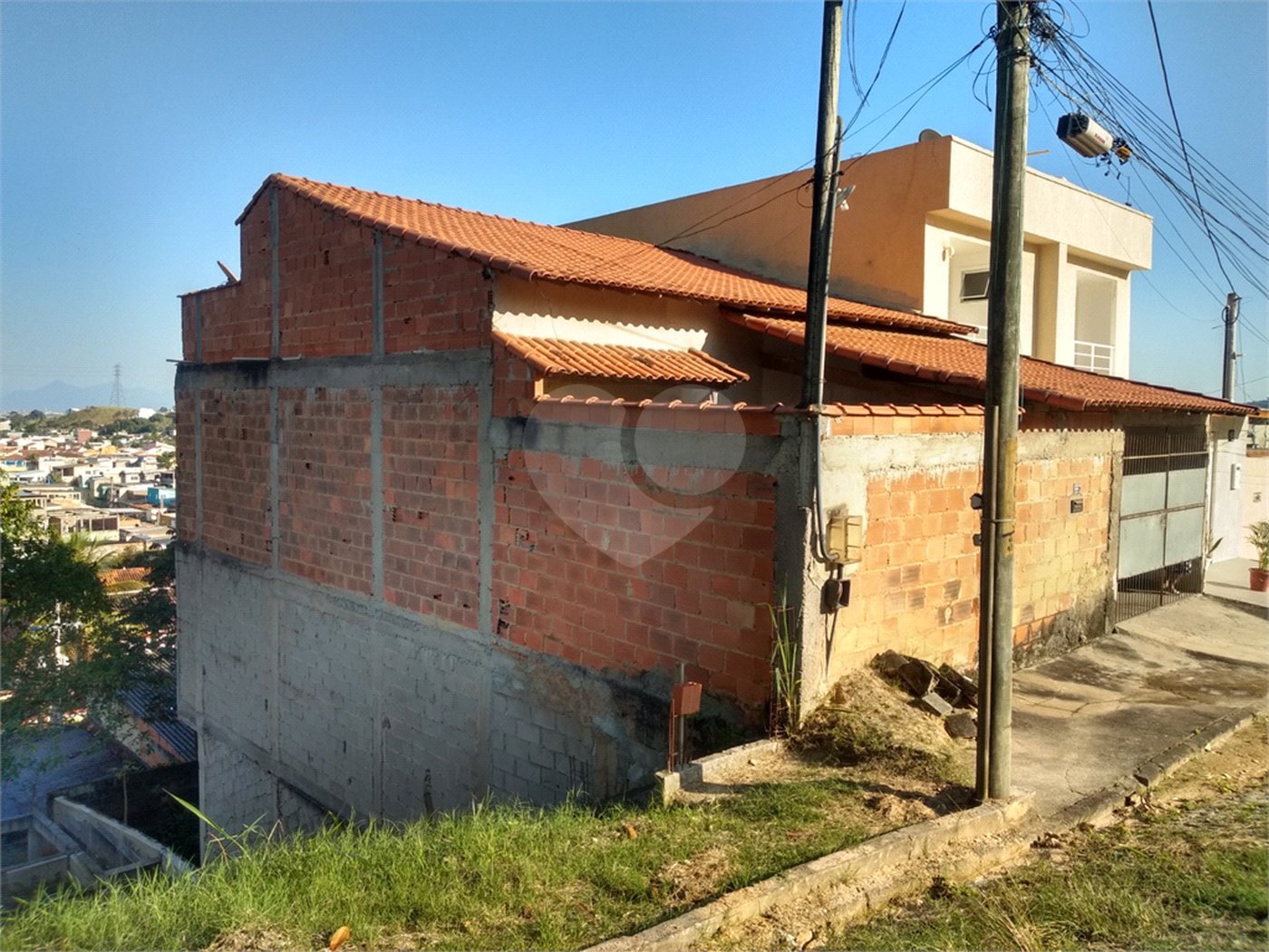 Casa à venda com 4 quartos, sendo 2 suítes, em Campo Grande, Rio de Janeiro, RJ