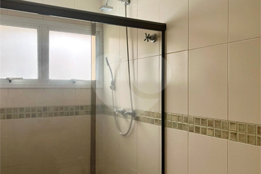Casa à venda com 3 quartos, sendo 2 suítes, no condomínio Res Green Villagge, São Paulo - SP