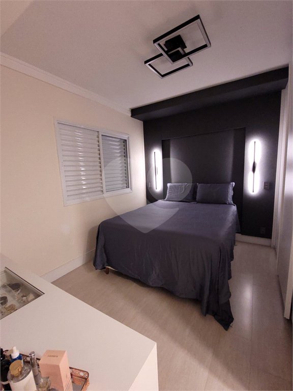 Apartamento à venda com 3 quartos, sendo 1 suíte,  em Vila Suissa, Mogi das Cruzes, SP