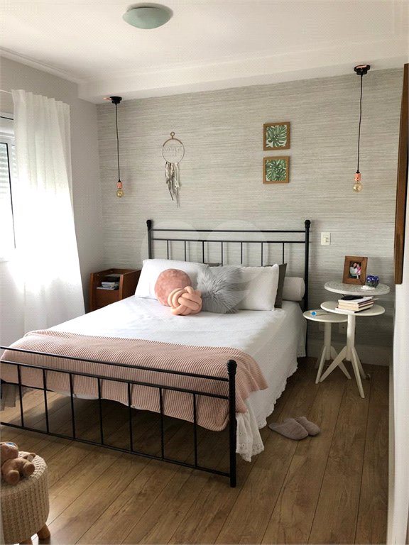 Apartamento à venda com 3 quartos, sendo 1 suíte,  em Campo Grande, São Paulo, SP