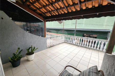 Sobrado à venda com 3 quartos, sendo 1 suíte,  em Jardim Ana Maria, São Paulo, SP