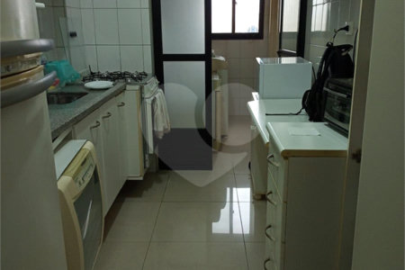 Apartamento à venda com 3 quartos, sendo 1 suíte, em Vila Mariana, São Paulo, SP