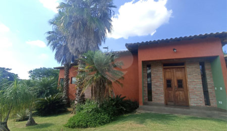 Casa à venda com 3 suítes no condomínio Village Ipanema 1, Araçoiaba da Serra - SP