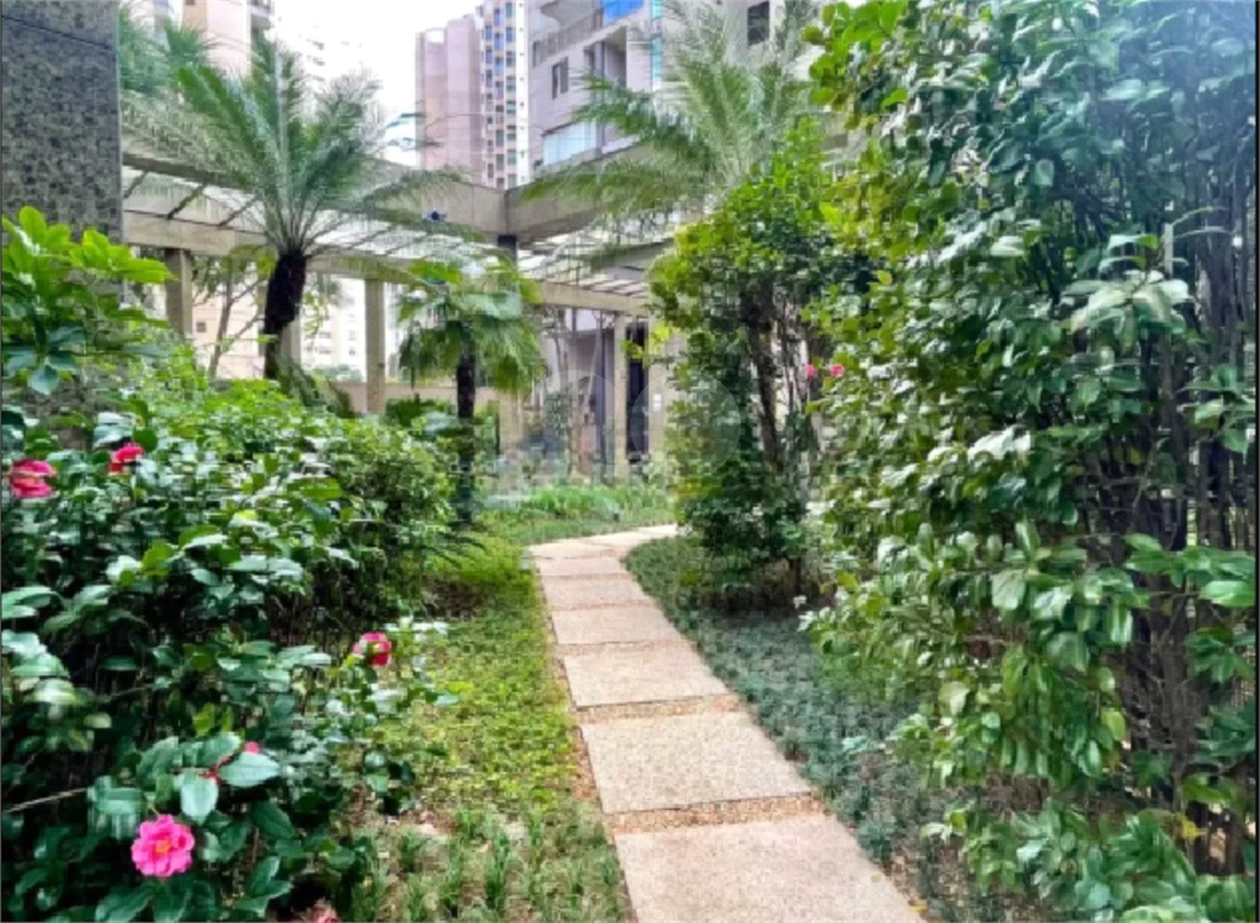 Duplex à venda com 2 suítes em Indianópolis, São Paulo, SP