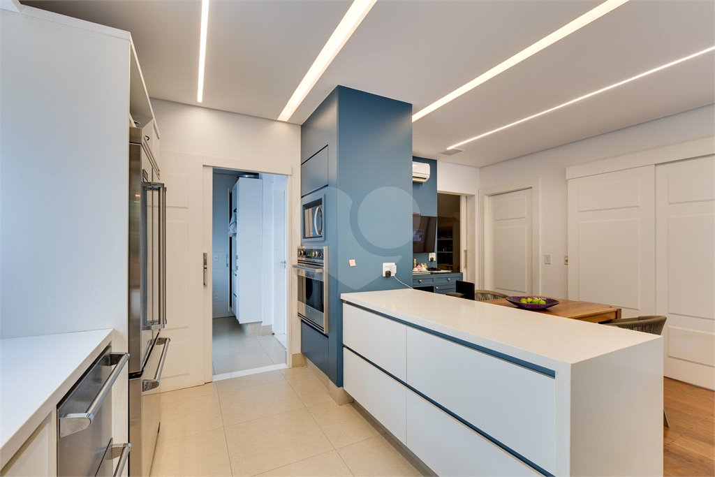 Casa à venda com 3 suítes no condomínio Parc Vignoble, São Paulo - SP