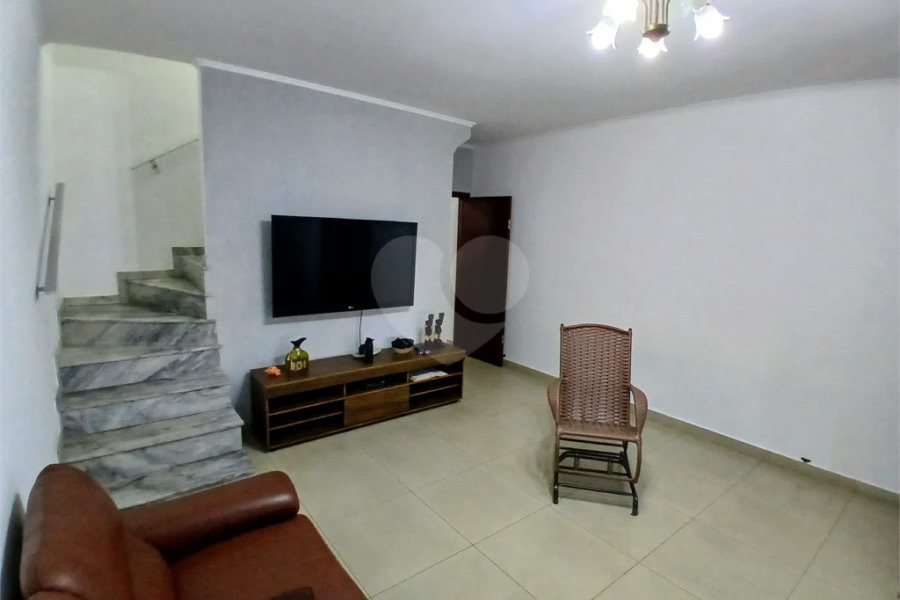 Sobrado à venda com 3 quartos, sendo 1 suíte,  em Tremembé, São Paulo, SP